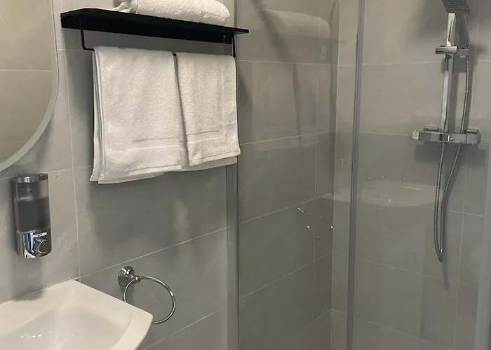 Gasthof Gills Courtyard Crossmolina